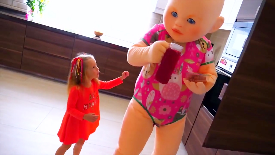 ماجراهای ناستیا و بابایی - قسمت 107 - ناستیا و خواب عروسک غول پیکر